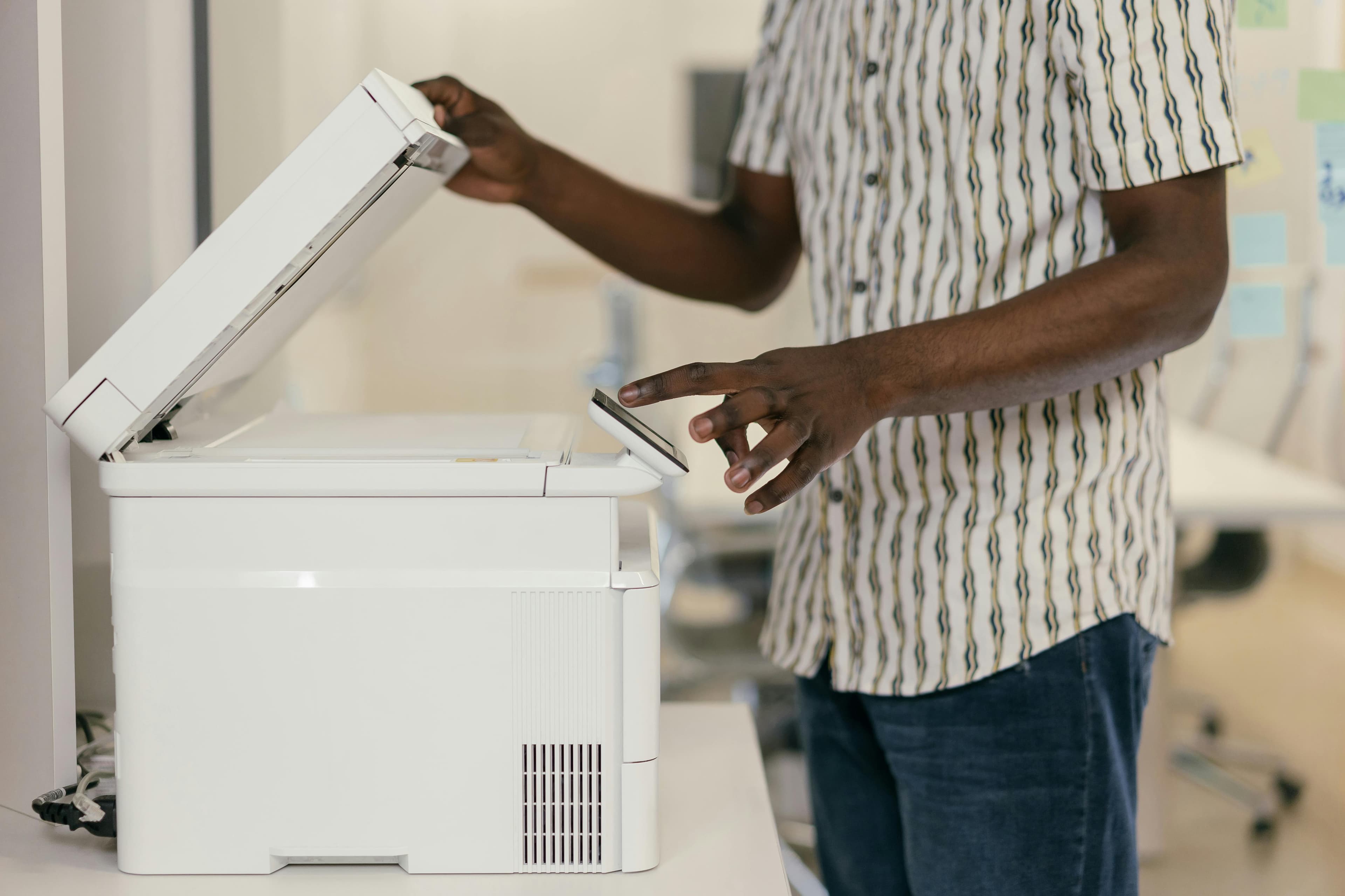Configuration d'une imprimante multifonction en bureau